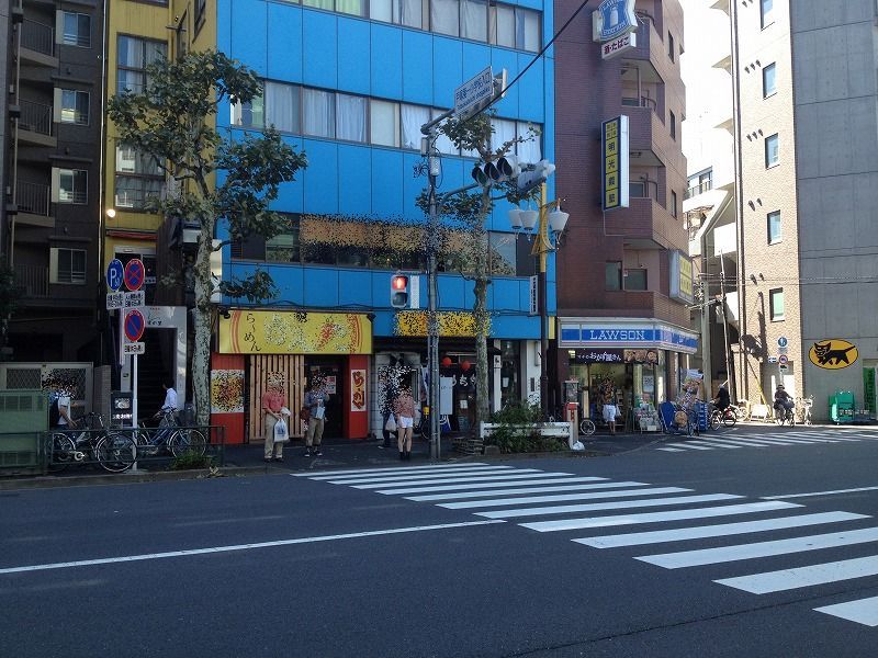 造作無償　初期投資３３０万円以下　早稲田通り面す、ラーメン店居抜き　即日営業可能です