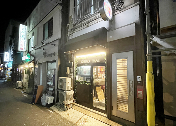JR線関内駅徒歩６分　1階路面 　焼肉店居抜き　内装美麗