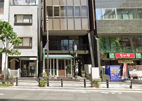 赤坂通り沿いに面した建物　飲食店舗へのアレンジも可能