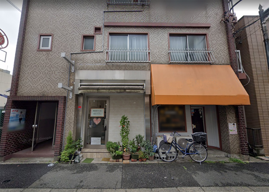 川崎市役所と大師道を結ぶ「稲毛通り」沿いの１階路面店！見通しがよく、視認性良好な物件！飲食店相談可能！
