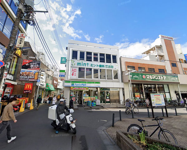  江古田駅南口徒歩1分、最上階の3階店舗。飲食店可能、都市ガス完備。天井も2.5m以上。