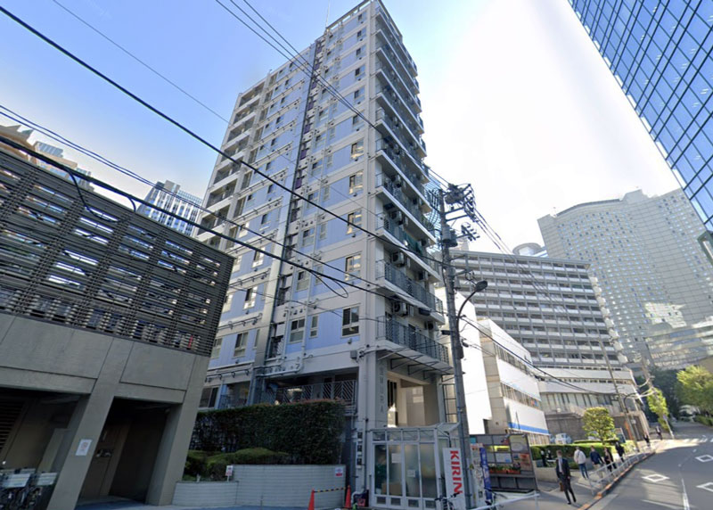 高層ビル群が立ち並ぶ西新宿エリア 周辺は飲食店舗が少なく、唯一店舗を目指した開業のできる物件