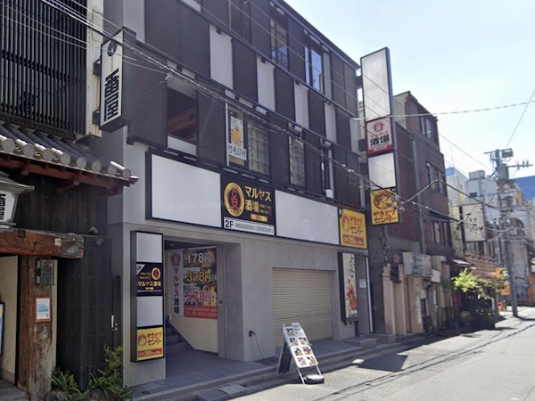 複数路線利用可能な神田駅前、1階の飲食店舗OK店舗。